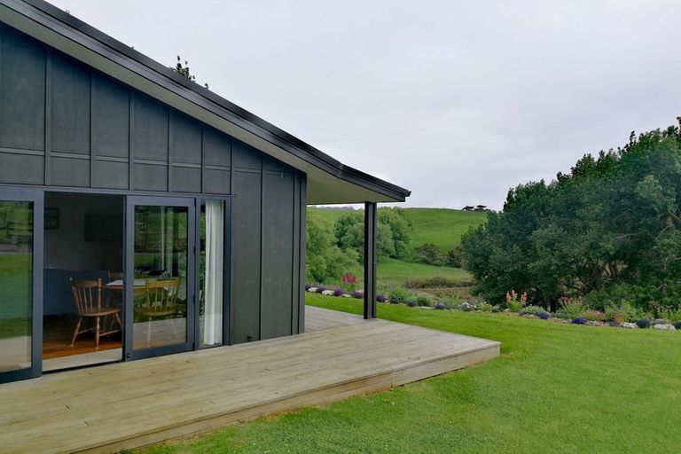 Photo of property in 93a Jumna Road, Maungaturoto, 0587