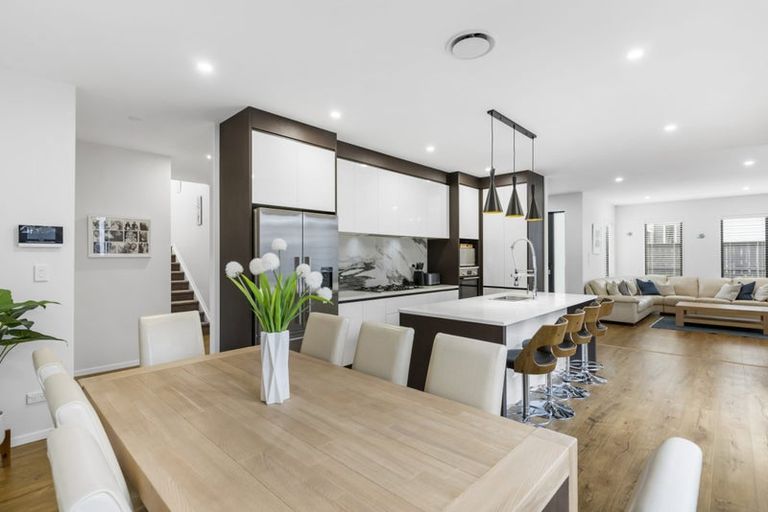 Photo of property in 6a Hostel Access Road, Eastern Beach, Auckland, 2012