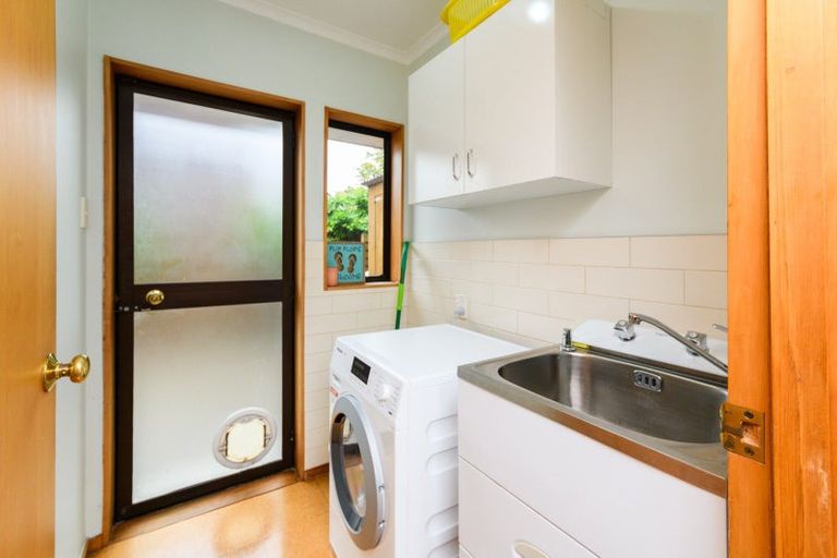 Photo of property in 35 Te Awe Awe Street, Hokowhitu, Palmerston North, 4410