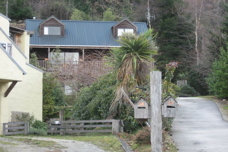 Photo of property in 37 Bowen Street, Queenstown, 9300
