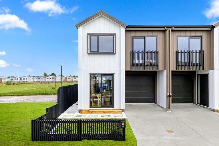 Photo of property in 6 Sails Road, Hobsonville, 0616