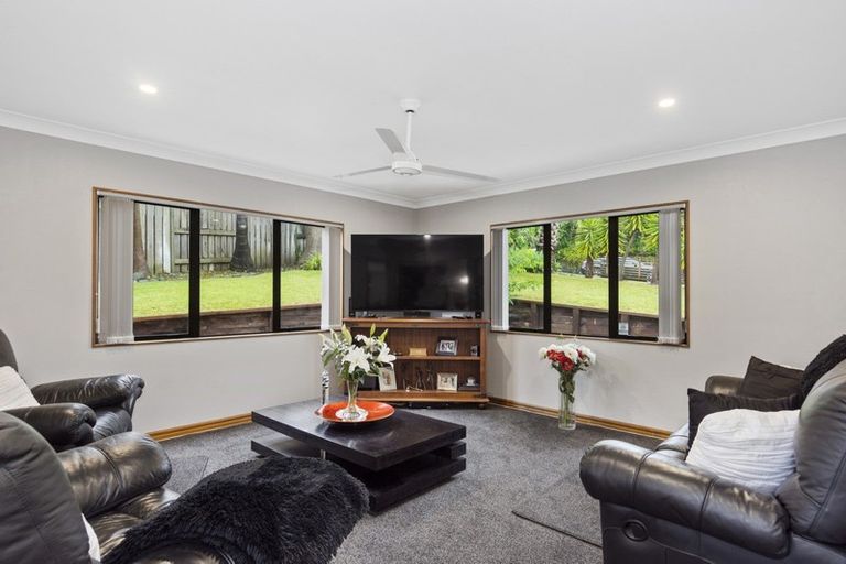 Photo of property in 76 Village Park Drive, Welcome Bay, Tauranga, 3112