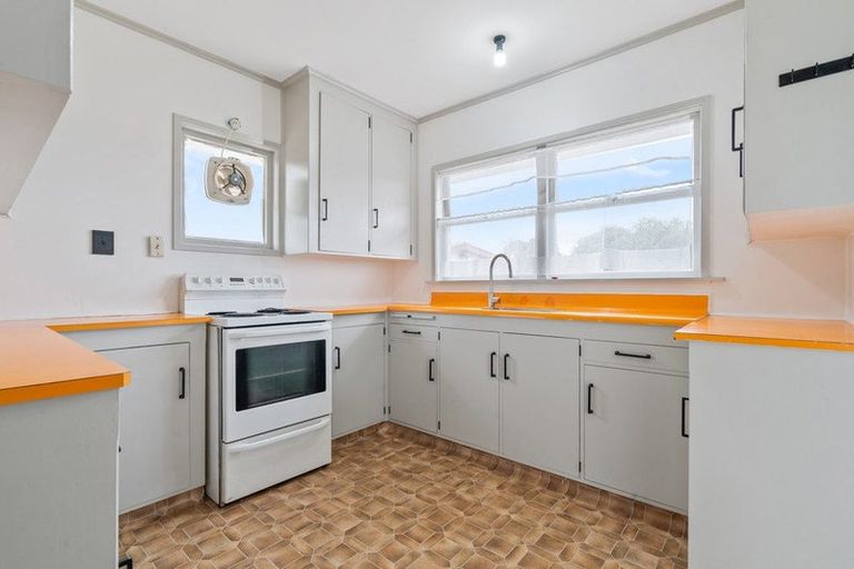 Photo of property in 20 Joyce Street, Pahurehure, Papakura, 2113