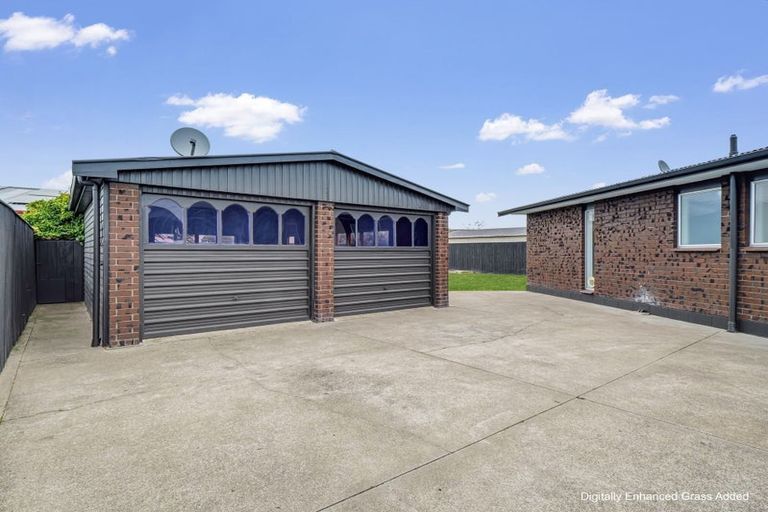 Photo of property in 42 Acacia Street, Kelvin Grove, Palmerston North, 4414
