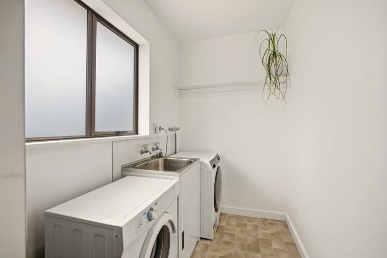 Photo of property in Carmichael Courts, 22/14 Wharenui Road, Upper Riccarton, Christchurch, 8041