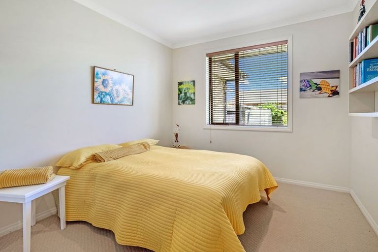 Photo of property in 10 Ringwood Place, Whitianga, 3510