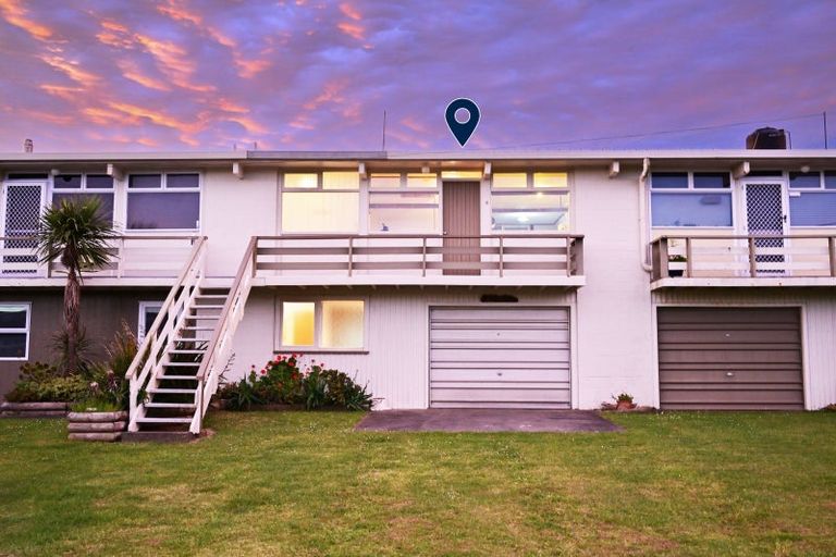 Photo of property in 8d Koura Crescent, Mahia, 4198