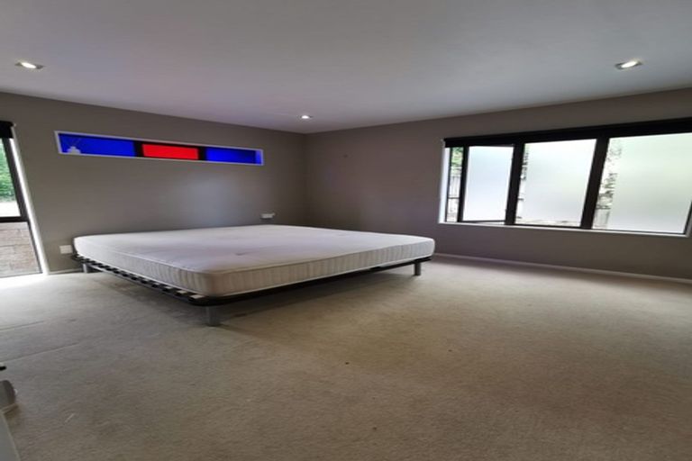 Photo of property in 40 Hale Crescent, Bayview, Auckland, 0629