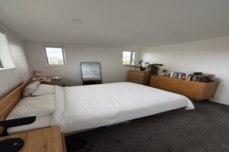 Photo of property in 1/11 Cressy Street, Waterloo, Lower Hutt, 5011