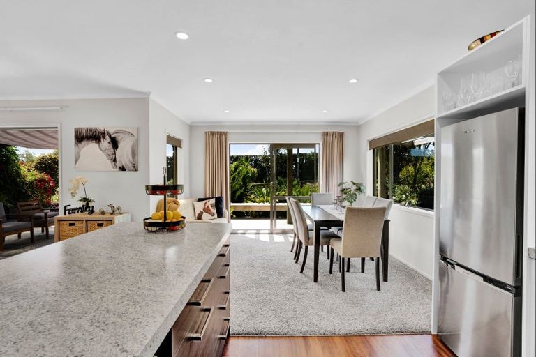 Photo of property in 88 Te Arei Road, Lepperton, New Plymouth, 4373