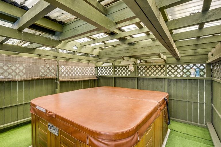 Photo of property in 9 Southwark Avenue, Tamatea, Napier, 4112