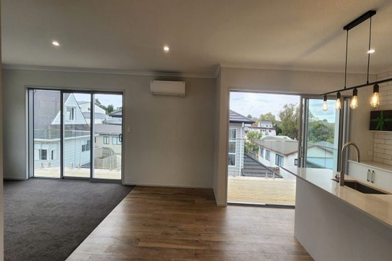 Photo of property in 1 Danden Way, Pukekohe, 2120