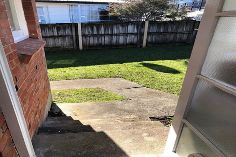 Photo of property in 1/45a Northboro Road, Belmont, Auckland, 0622