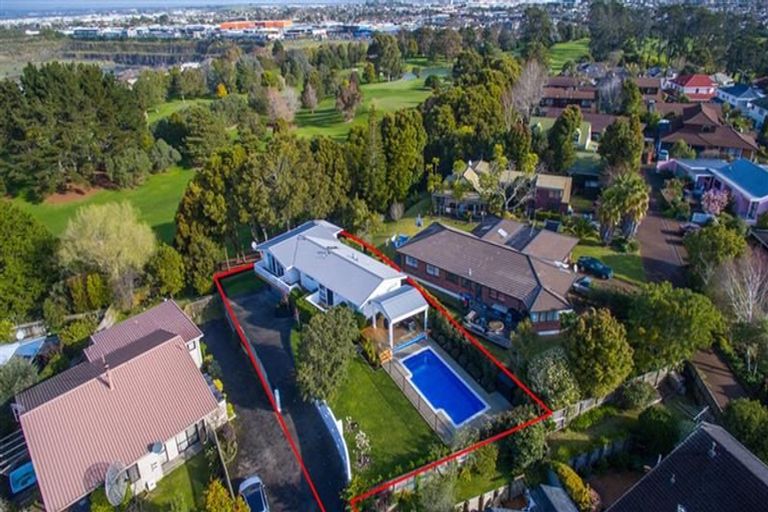 Photo of property in 57 Coldham Crescent, St Johns, Auckland, 1072
