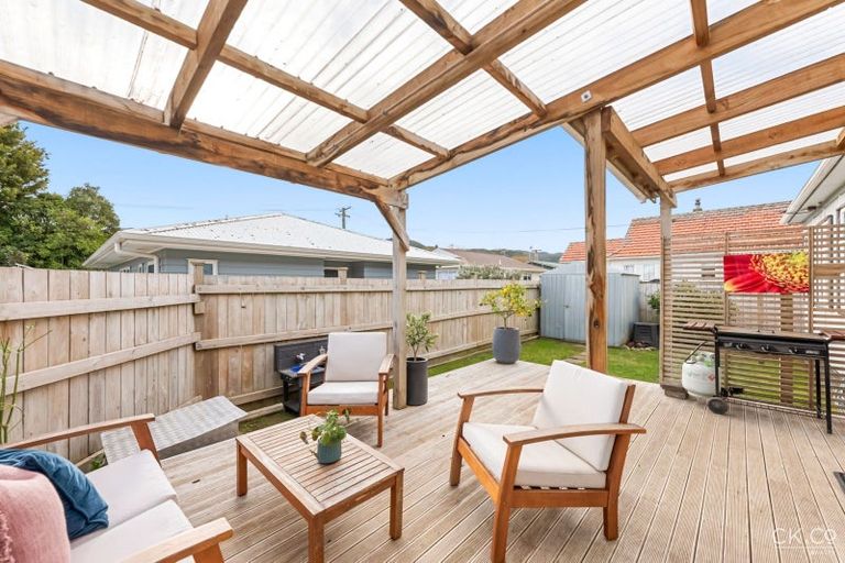 Photo of property in 11b Petherick Street, Taita, Lower Hutt, 5011
