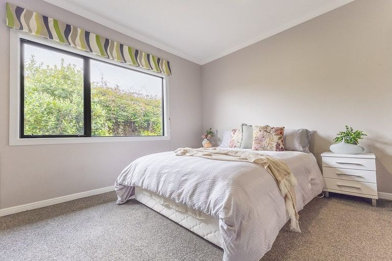 Photo of property in 4 Barbaras Way, Waikanae Beach, Waikanae, 5036