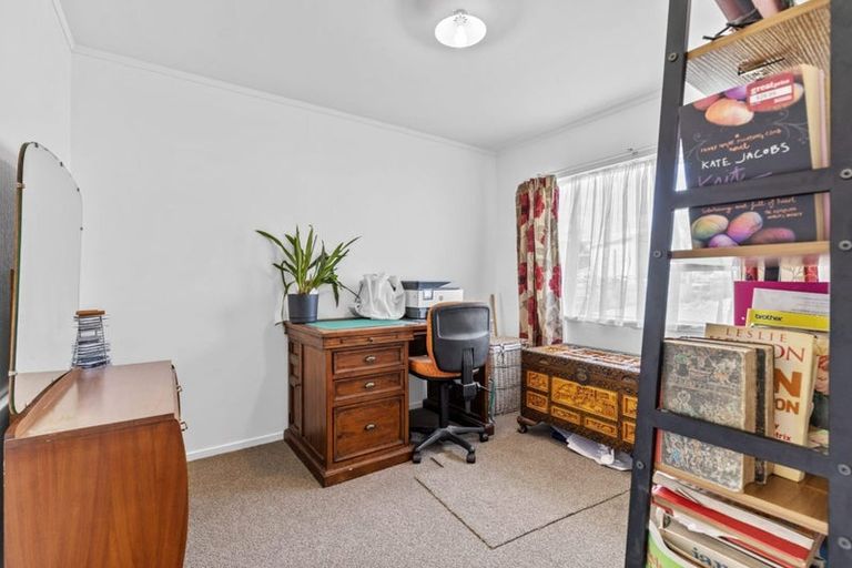 Photo of property in 6 Banbury Place, Tokoroa, 3420