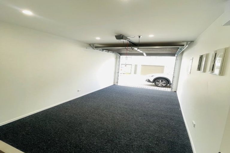 Photo of property in 9/156 Coxhead Road, Wattle Downs, Auckland, 2103