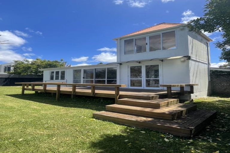 Photo of property in 113 Ferry Parade, Herald Island, Auckland, 0618