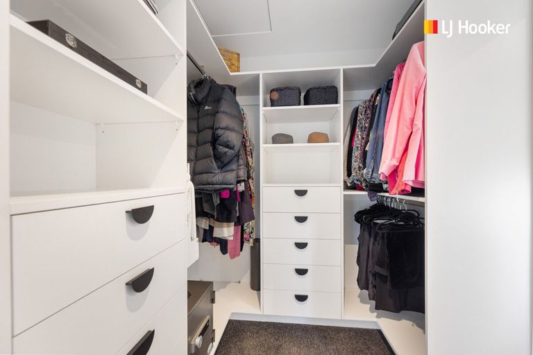 Photo of property in 63 Cliffs Road, Saint Clair, Dunedin, 9012