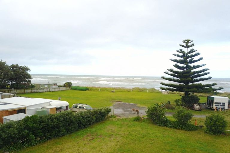 Photo of property in 75c Akitio Esplanade, Akitio, Pongaroa, 4991