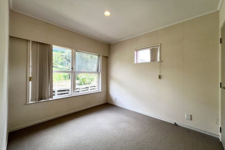 Photo of property in 2/66 Bentley Avenue, Glenfield, Auckland, 0629