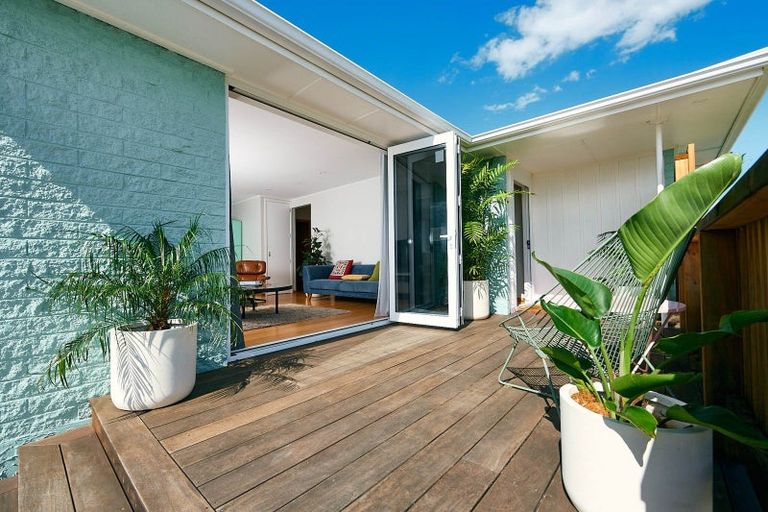 Photo of property in 21 Crane Street, Mount Maunganui, 3116