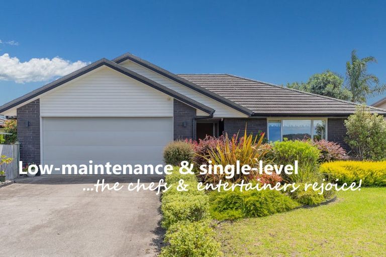 Photo of property in 21 Debenham Drive, Whitianga, 3510
