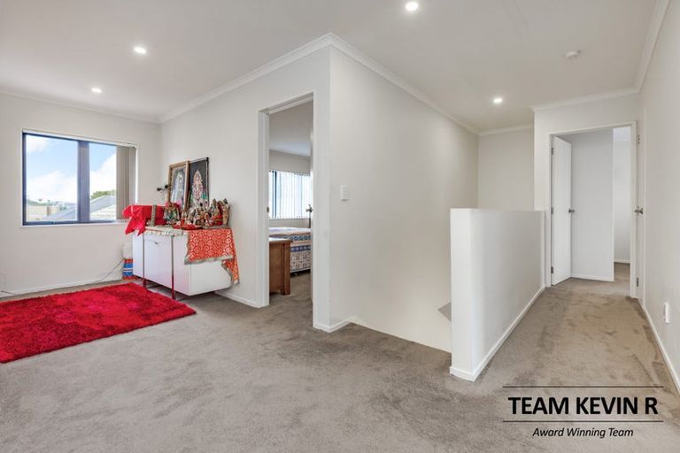 Photo of property in 118b Great South Road, Manurewa, Auckland, 2102
