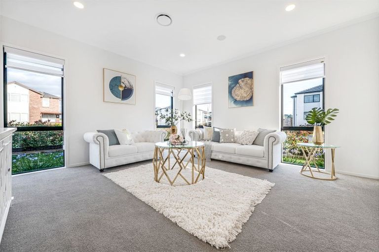 Photo of property in 62 Donegal Park Drive, Flat Bush, Auckland, 2019