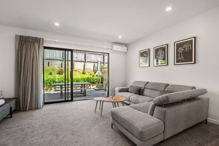 Photo of property in 10/23 Middleton Road, Johnsonville, Wellington, 6037