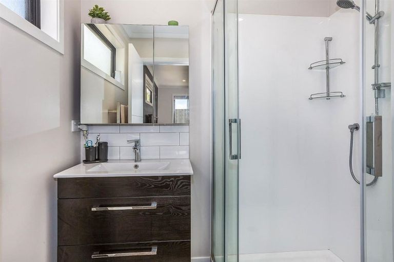 Photo of property in 14 Kaiaho Close, Aotea, Porirua, 5024