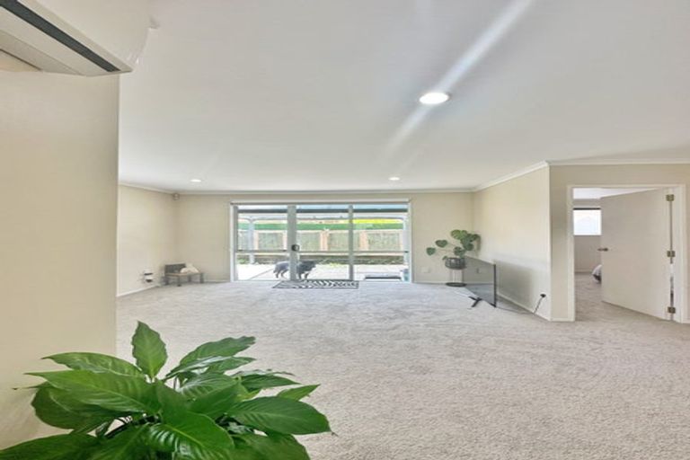 Photo of property in 1/9 Saints Court, Manurewa, Auckland, 2102