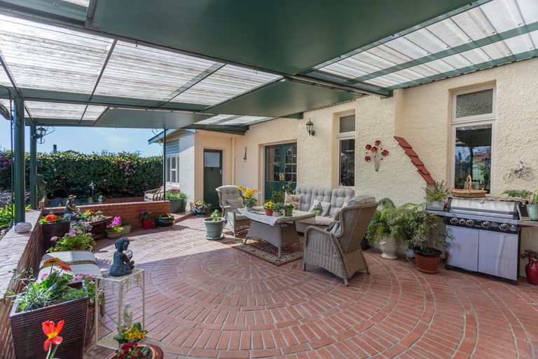 Photo of property in 42 Awamoa Road, Holmes Hill, Oamaru, 9401