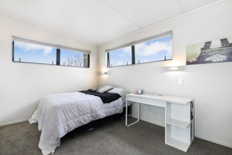 Photo of property in 47 Great South Road, Papakura, 2110