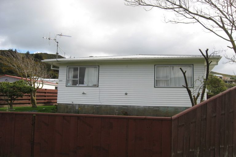 Photo of property in 297 Wellington Road, Wainuiomata, Lower Hutt, 5014