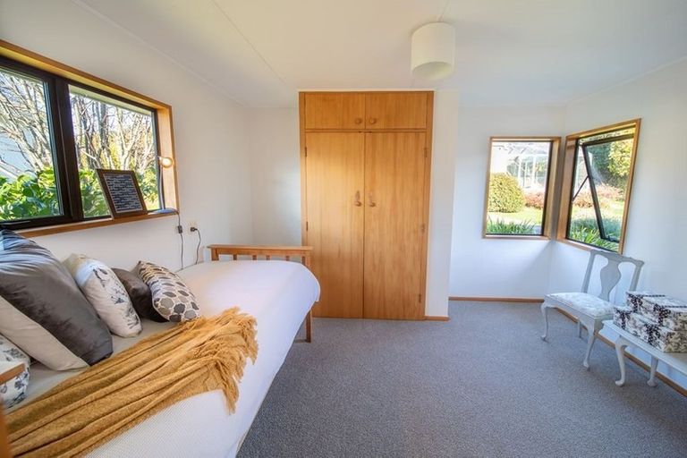 Photo of property in 43 Cheviot Street, Roxburgh, 9500