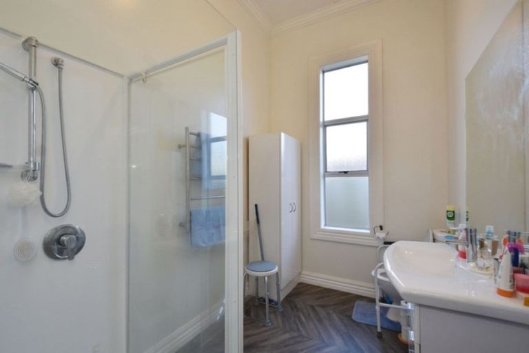 Photo of property in 33 Bullar Street, Grasmere, Invercargill, 9810