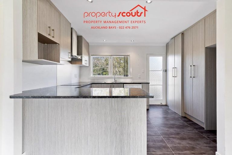 Photo of property in 9 Hillcrest Avenue, Hillcrest, Auckland, 0627