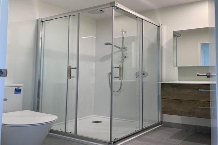 Photo of property in 35 Selo Street, Glen Eden, Auckland, 0602