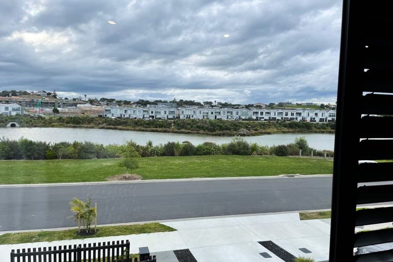 Photo of property in 41 Koura Drive, Red Beach, 0932