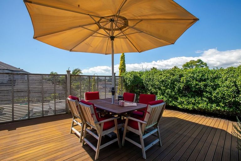 Photo of property in 14 Phoenicia Court, The Gardens, Auckland, 2105
