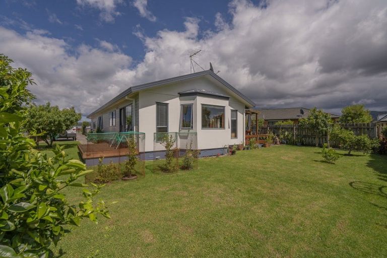 Photo of property in 17 Seascape Avenue, Whitianga, 3510
