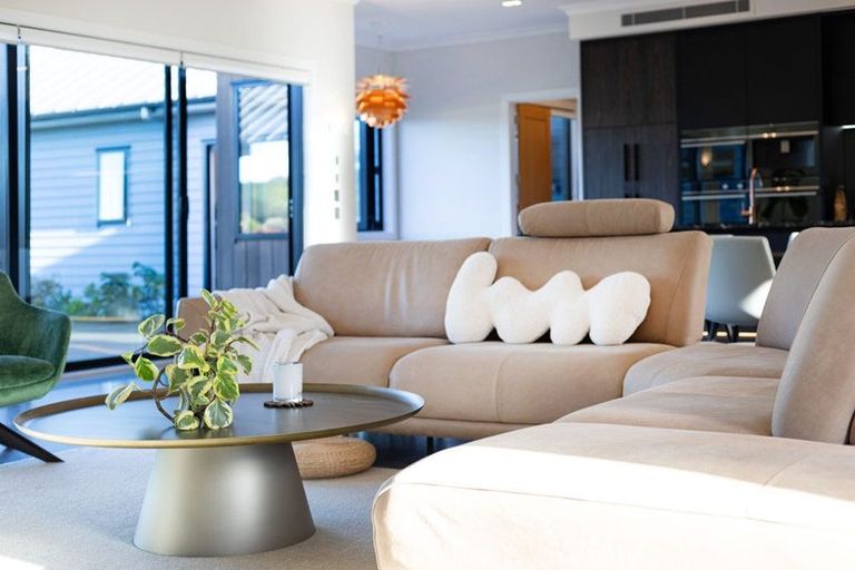 Photo of property in 21 Aileron Rise, Dairy Flat, Albany, 0794