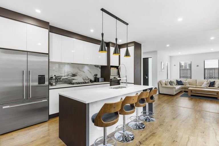 Photo of property in 6a Hostel Access Road, Eastern Beach, Auckland, 2012