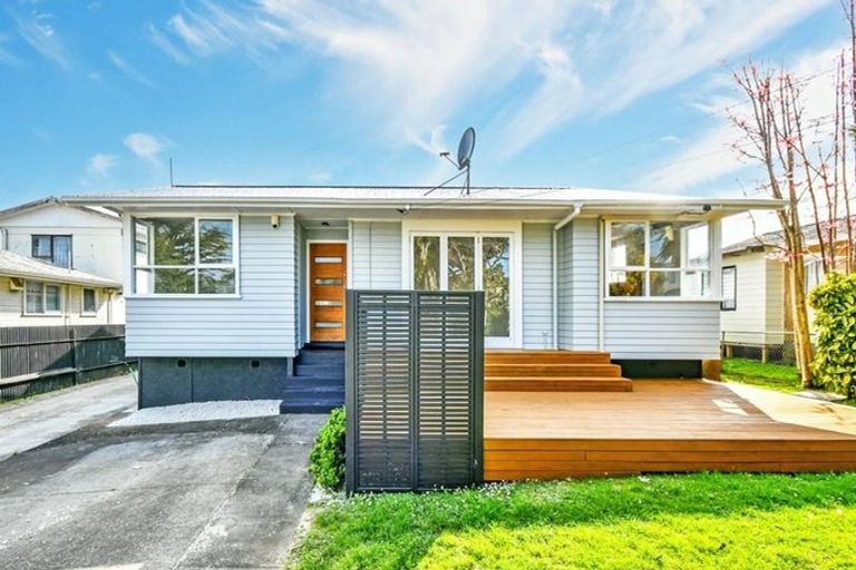 Photo of property in 11a Gardiner Grove, Mangere East, Auckland, 2024