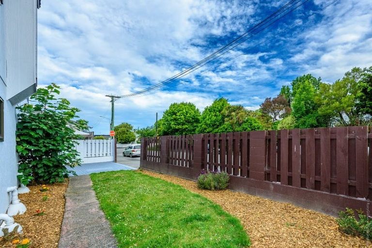 Photo of property in 2/147 Springfield Road, St Albans, Christchurch, 8014