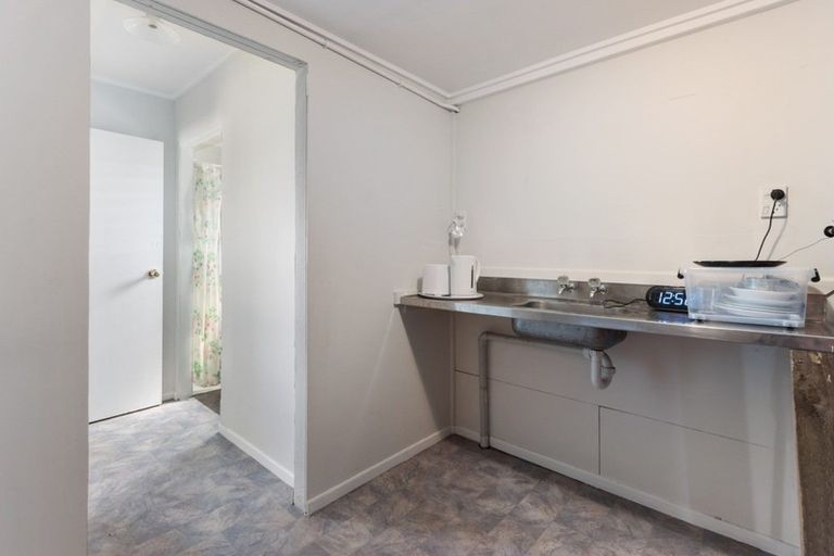 Photo of property in 42 Venables Avenue, Onekawa, Napier, 4110