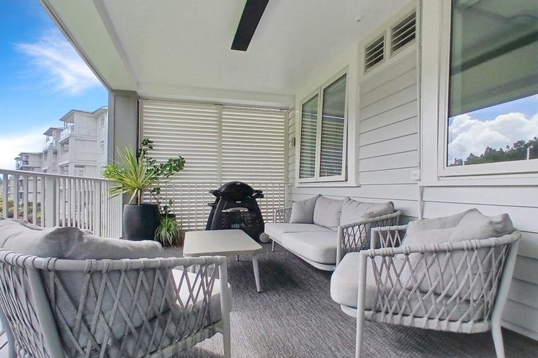 Photo of property in 132 Eaves Bush Parade, Orewa, 0931