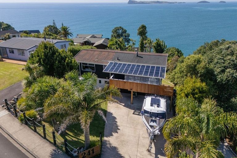 Photo of property in 241 Paku Drive, Tairua, 3508